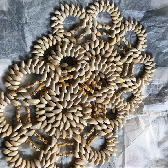 π Doilies, Sea Shells, Set of 2 π - Picture 3 of 16